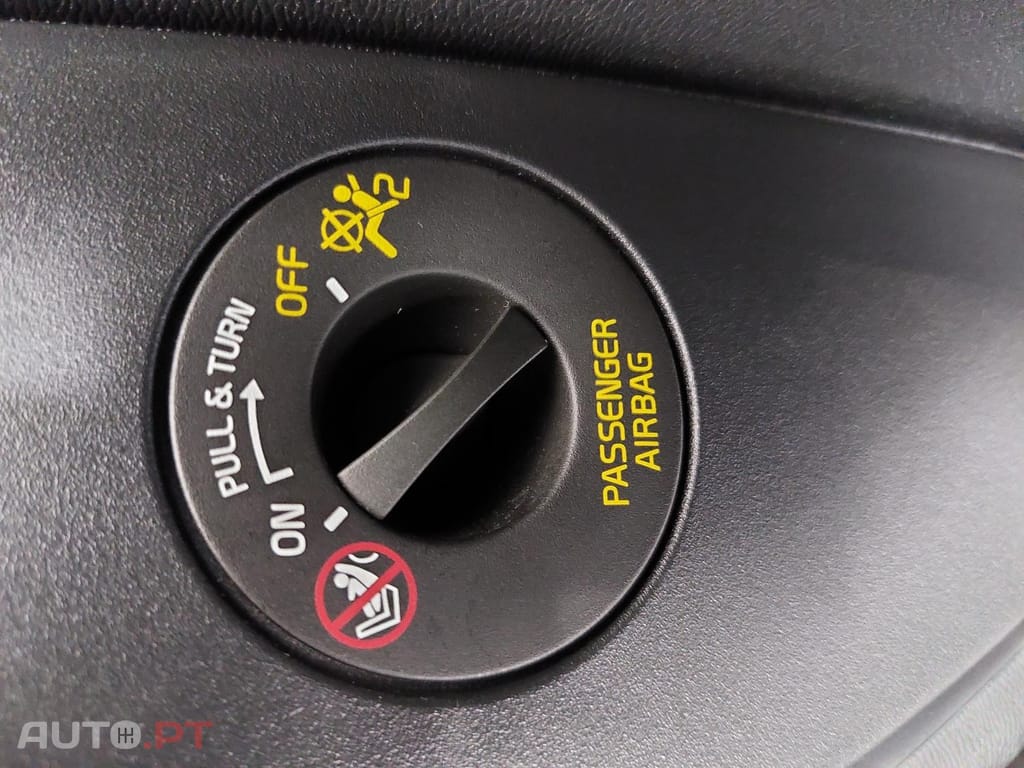 Volvo XC40 1.5 T5 PHEV Momentum Plus