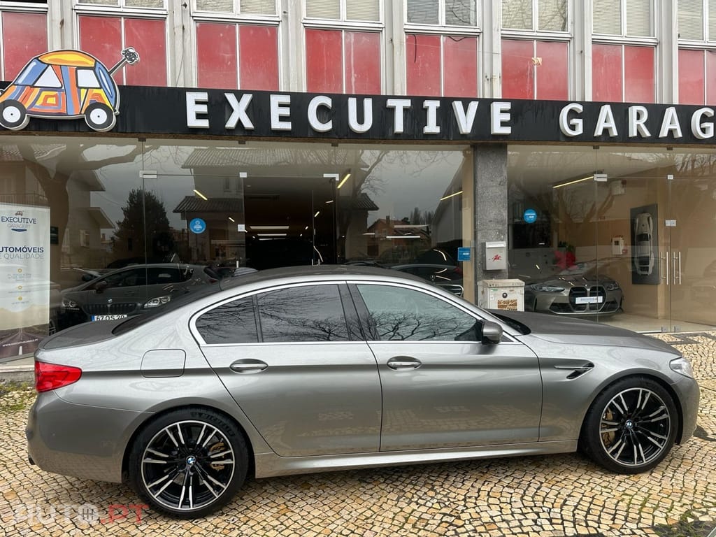 BMW M5 Standard