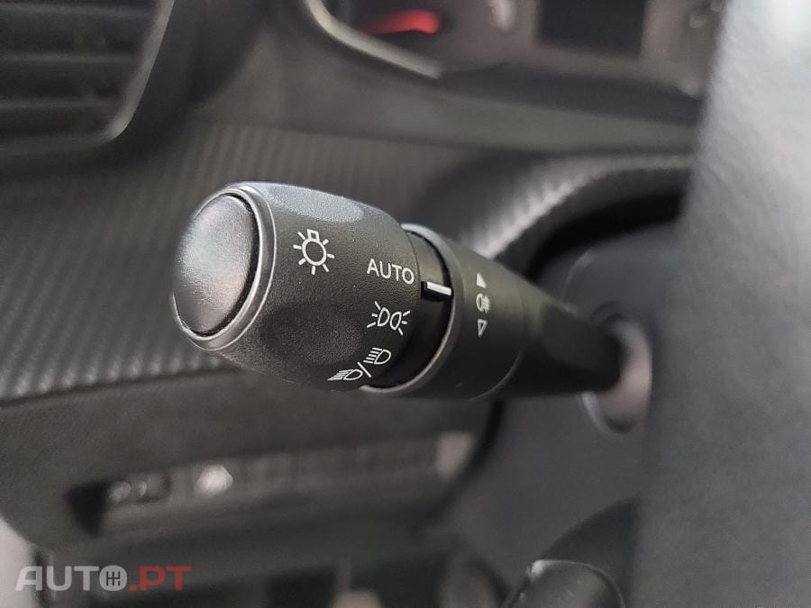 Peugeot 2008 1.2 PureTech Active