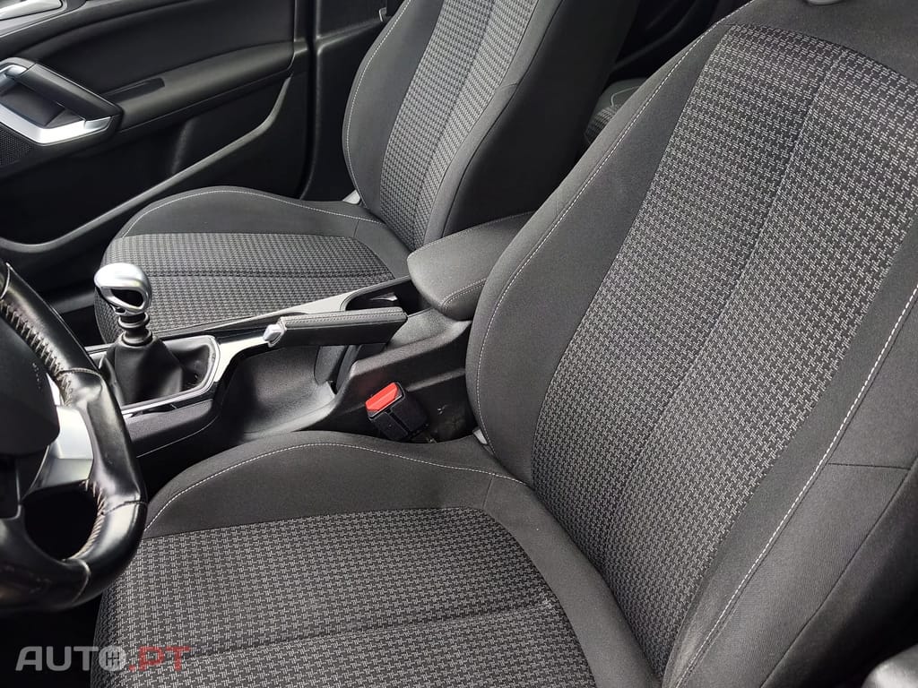 Peugeot 308 1.6 BlueHDI Allure