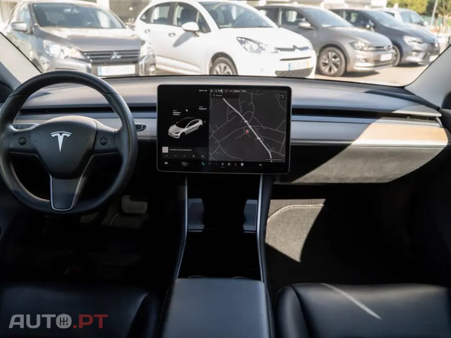 Tesla Model 3 Long-Range Dual Motor AWD