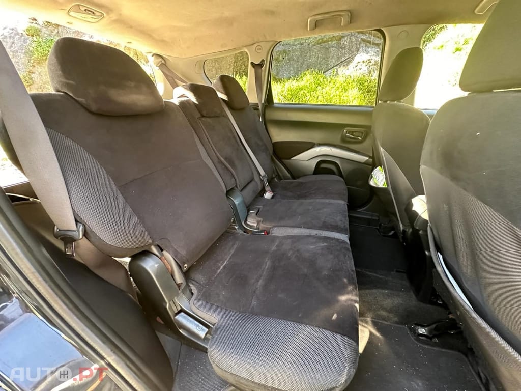 Mitsubishi Outlander 2.0 DI-D Intense 4WD