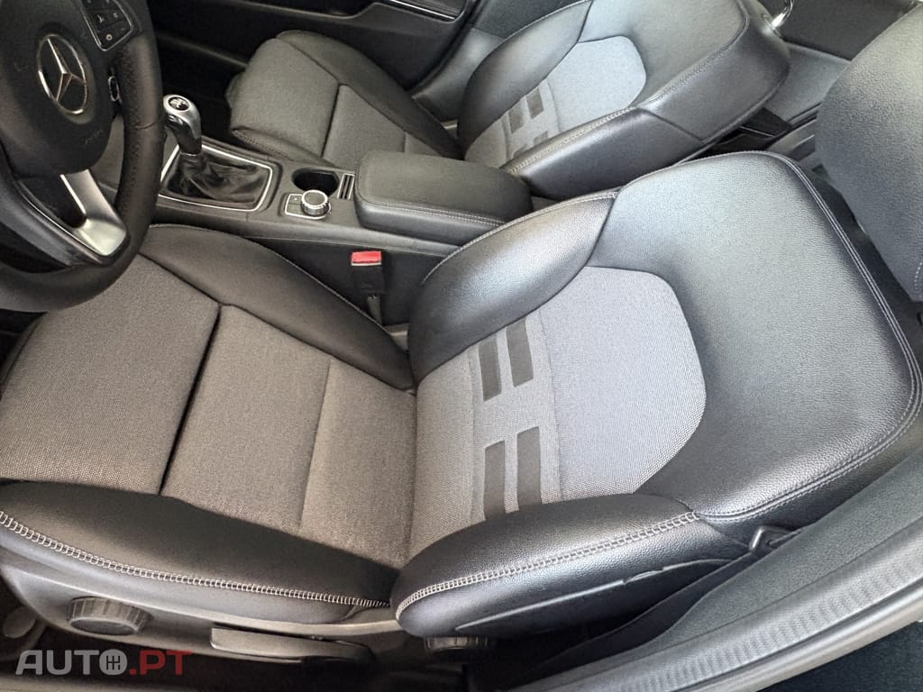 Mercedes-Benz GLA 180 (CDI) d Urban