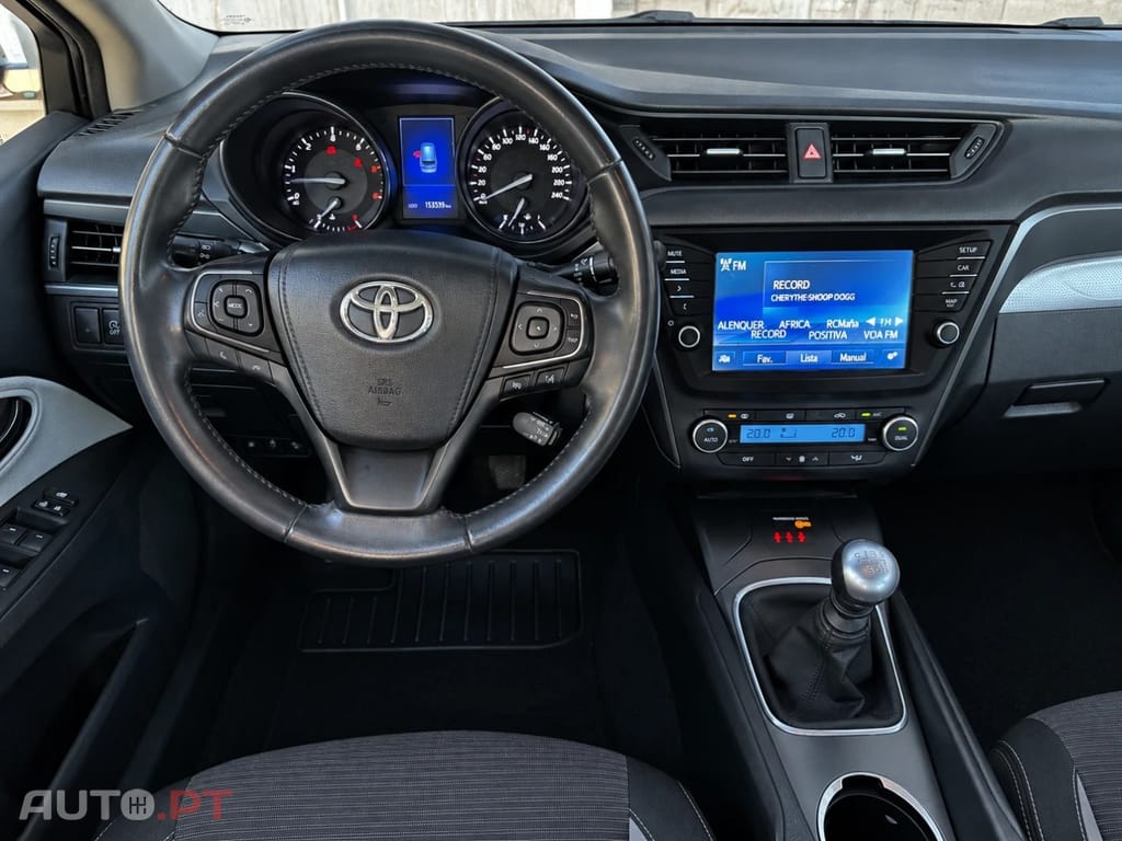 Toyota Avensis Touring Sports 1.6 D-4D Exclusive