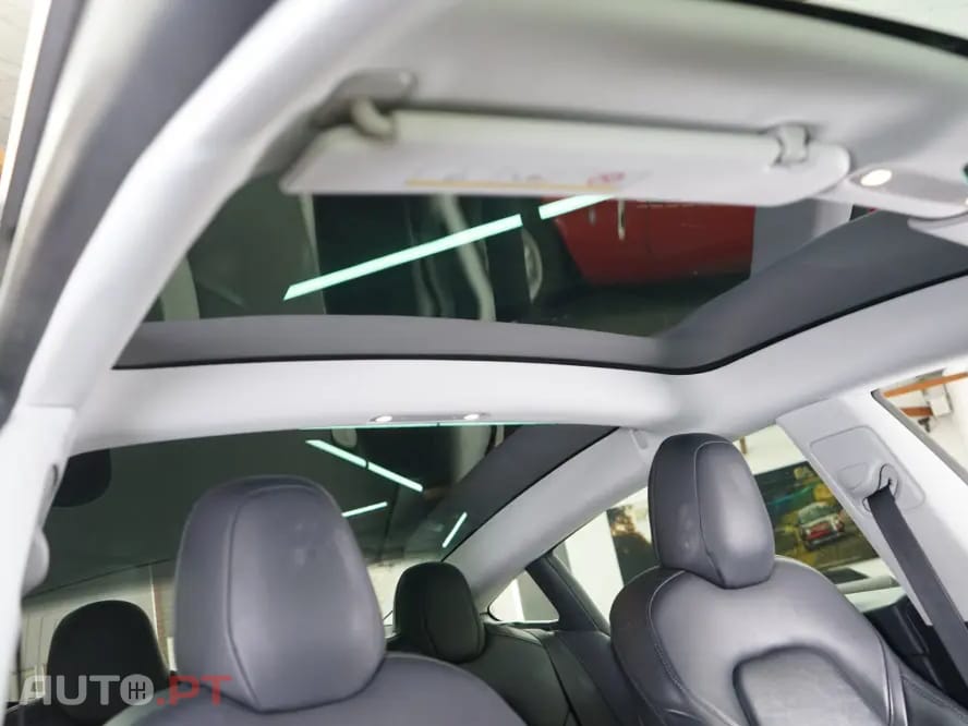 Tesla Model 3 Standard RWD Plus