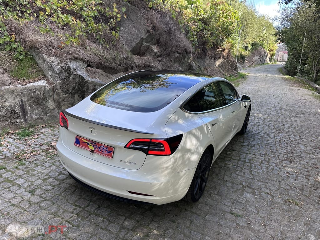 Tesla Model 3 Performance Dual Motor AWD