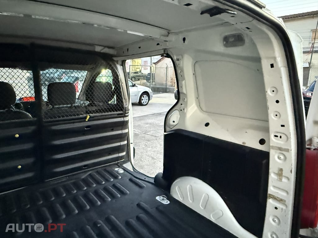 Peugeot Partner 1.6 e-HDi L1 3L