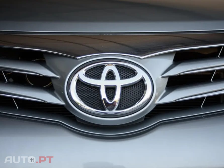 Toyota Avensis SD 2.0 D-4D Exclusive