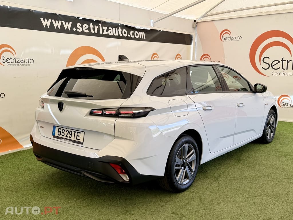 Peugeot 308 SW 1.2 Hybrid Style e-DCS6