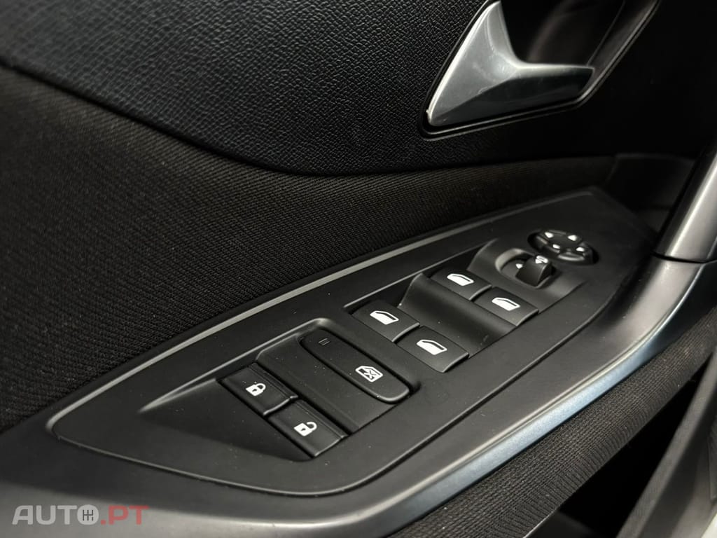 Peugeot 308 1.6 HDi Allure