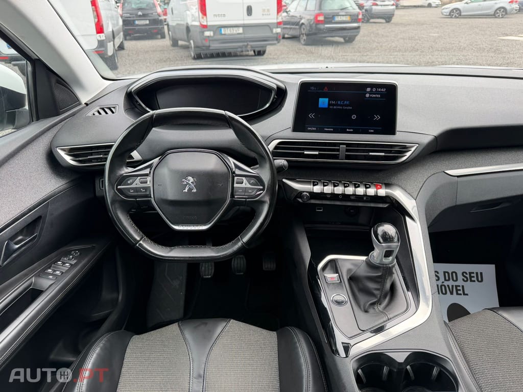 Peugeot 3008 1.2 PureTech Allure