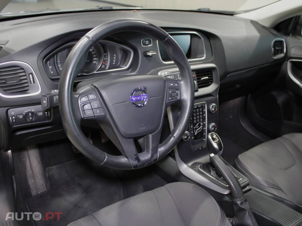 Volvo V40 Cross Country 2.0 D2 Kinetic Geartronic