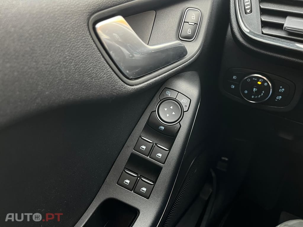 Ford Fiesta 1.0 ECOBOOST ST-LINE