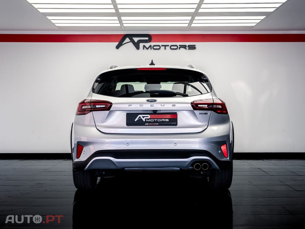 Ford Focus 1.0 EcoBoost MHEV Active
