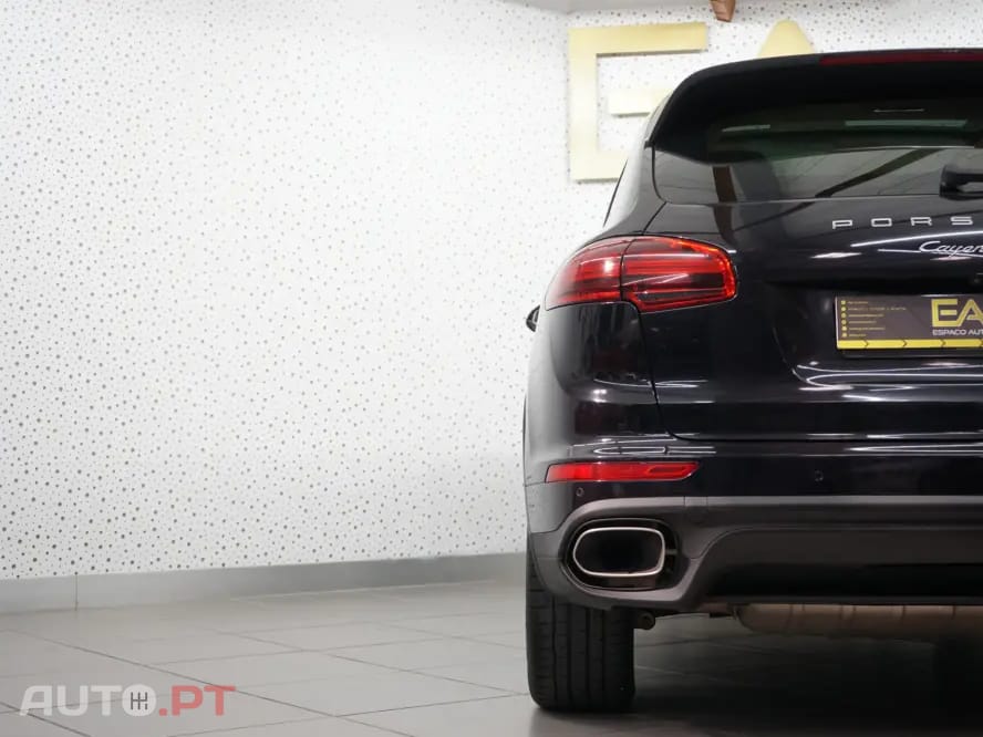 Porsche Cayenne 3.0 V6