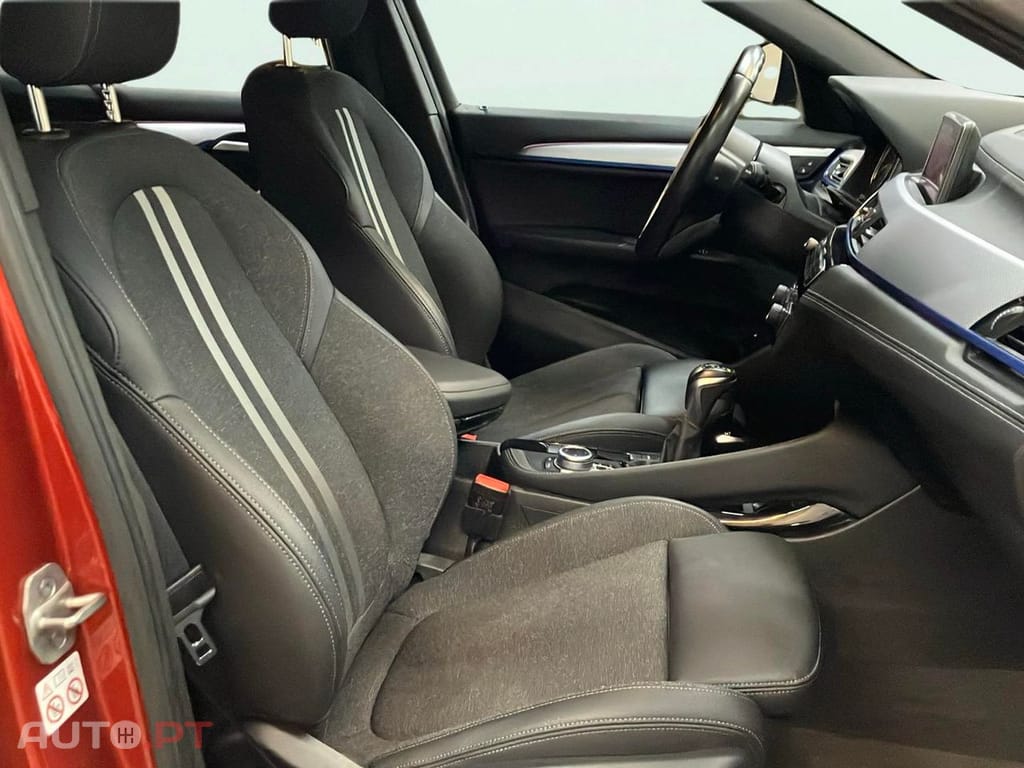 BMW X2 25 e xDrive Pack M