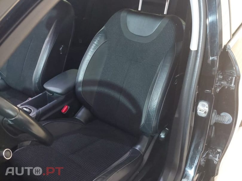 Citroen C4 PureTech 130 Stop & Start EAT6 Selection