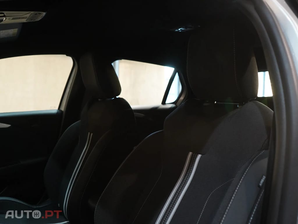 Opel Corsa 1.2 T Hybrid GS eDCT