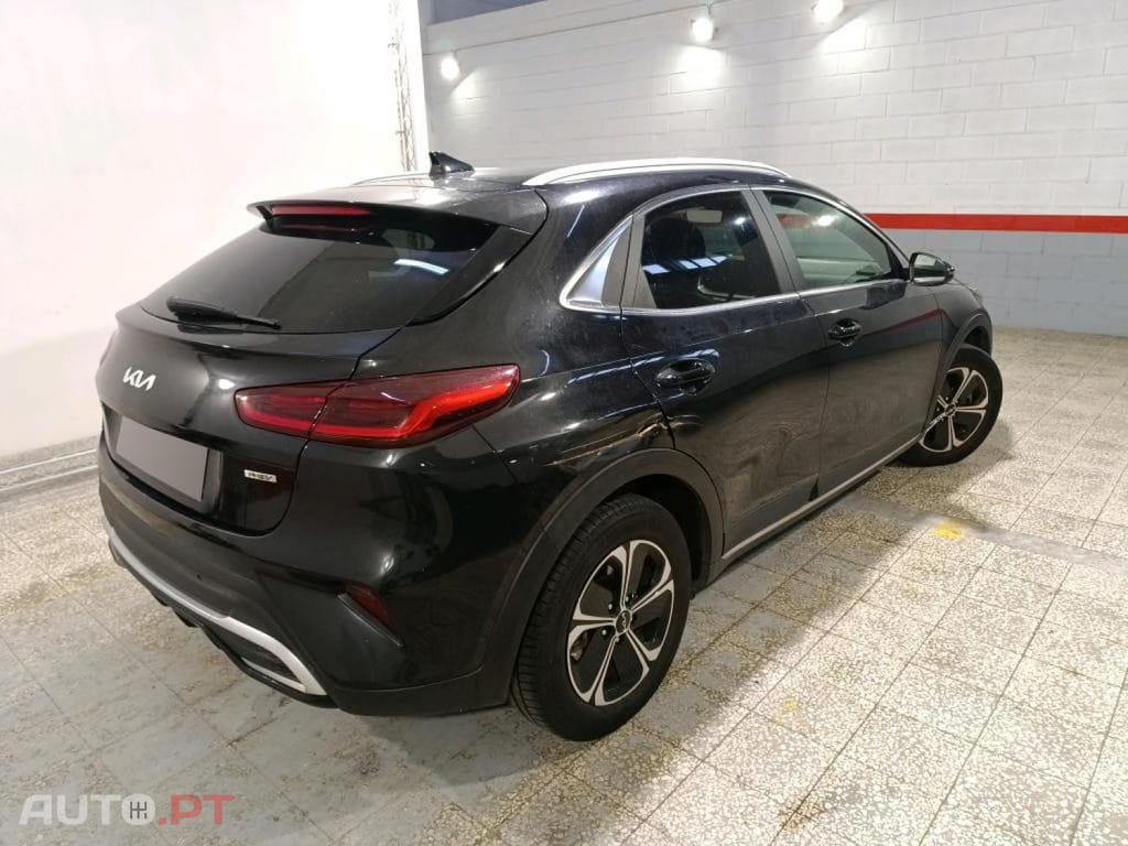 Kia Xceed 1.6 GDi PHEV Drive