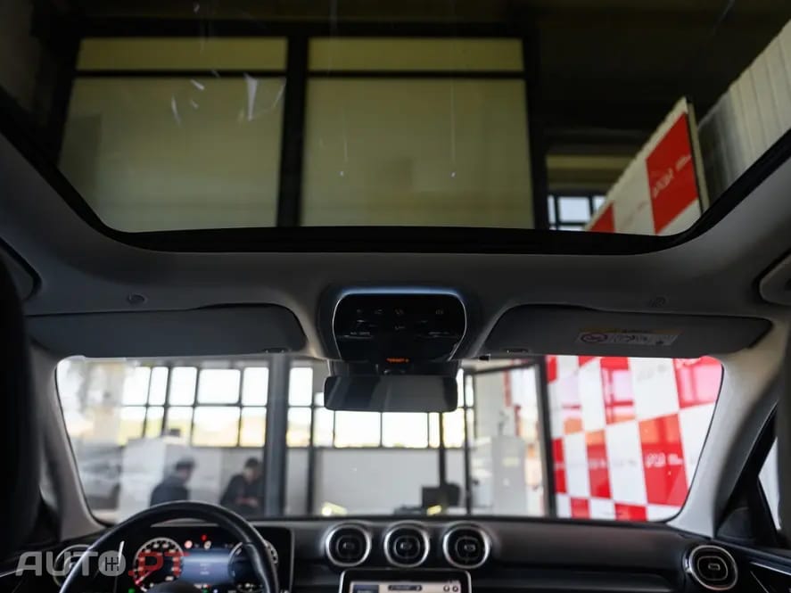 Mercedes-Benz C 300 e AMG Line