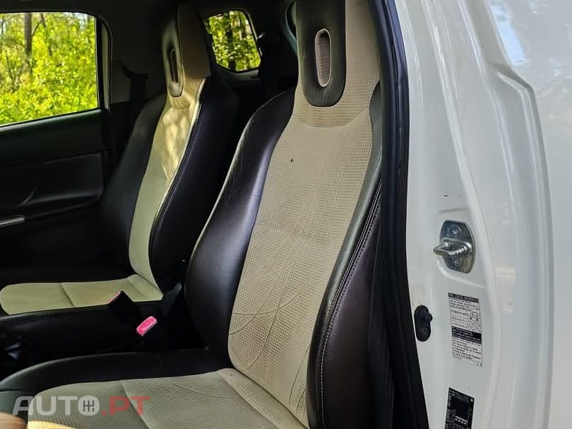 Toyota iQ 1.0 VVT-i Essential+AC