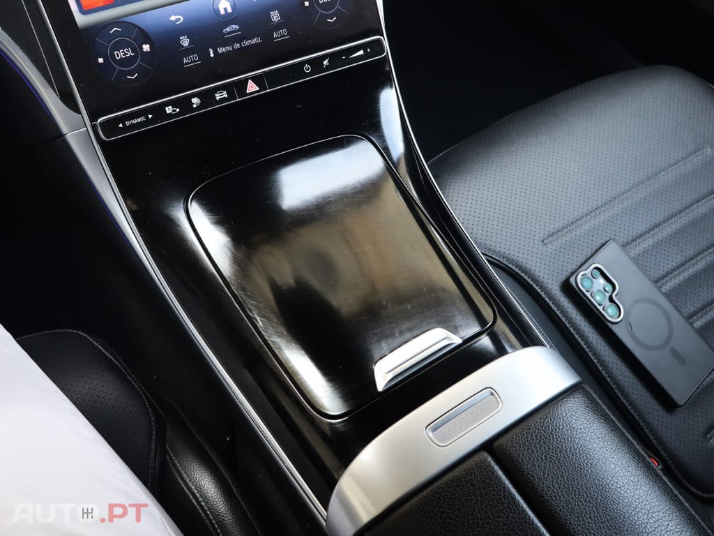 Mercedes-Benz C 300 e AMG Line