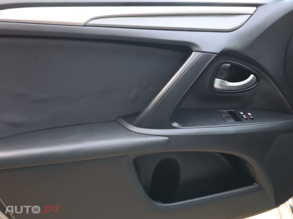 Toyota Avensis Touring Sports 1.6 D-4D Comfort