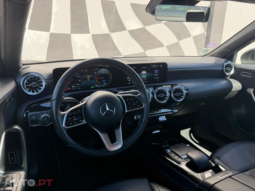 Mercedes-Benz A 250 e 8G-DCT