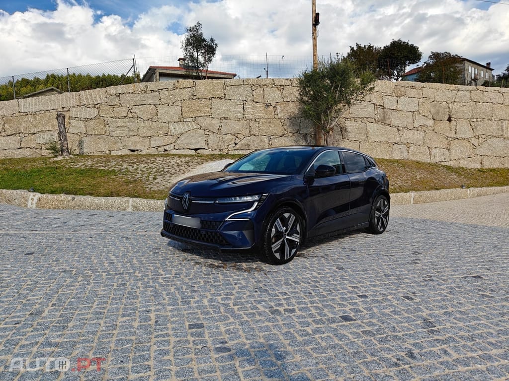 Renault Mégane E-Tech Iconic Optimum Charge
