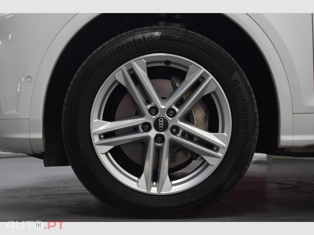 Audi Q5 Audi Q5 55 TFSIe quattro S line S tronic
