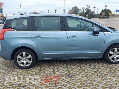 Peugeot 5008 1.6 HDI Executive