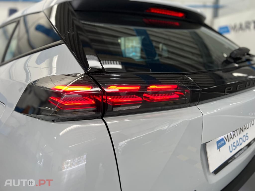 Peugeot E-2008 54 kWh Style