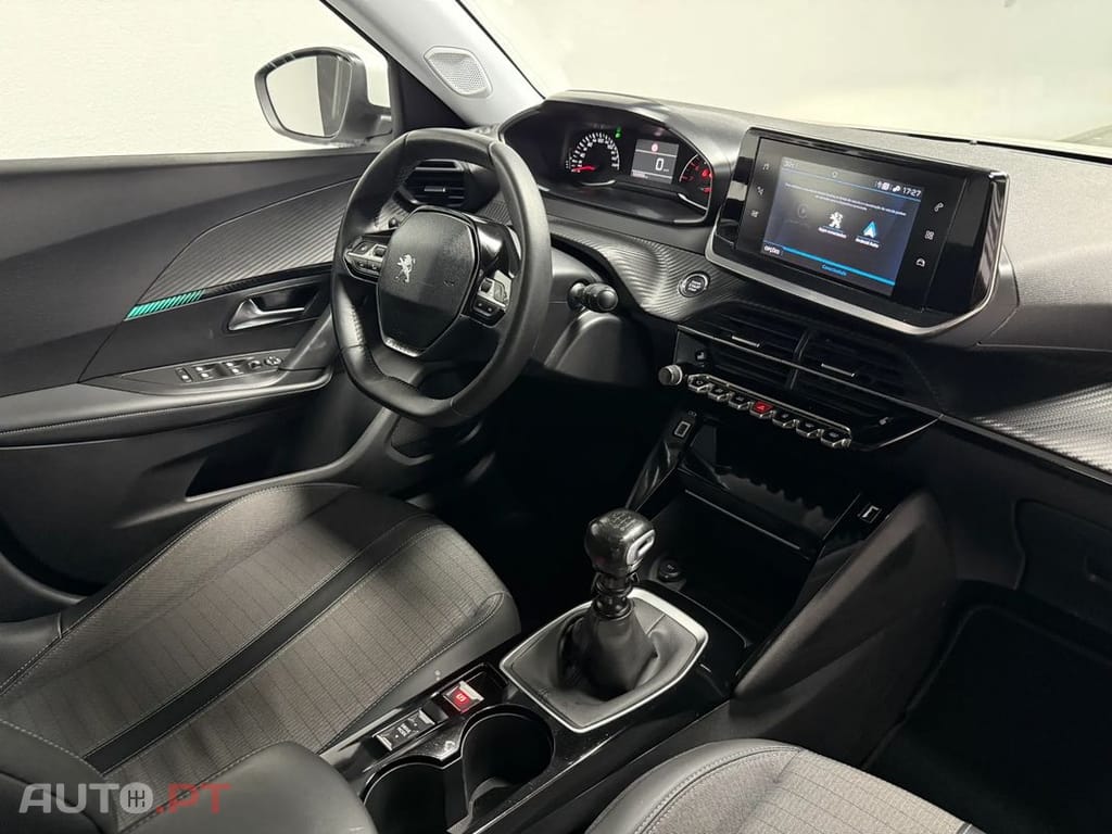 Peugeot 2008 1.2 PureTech Allure