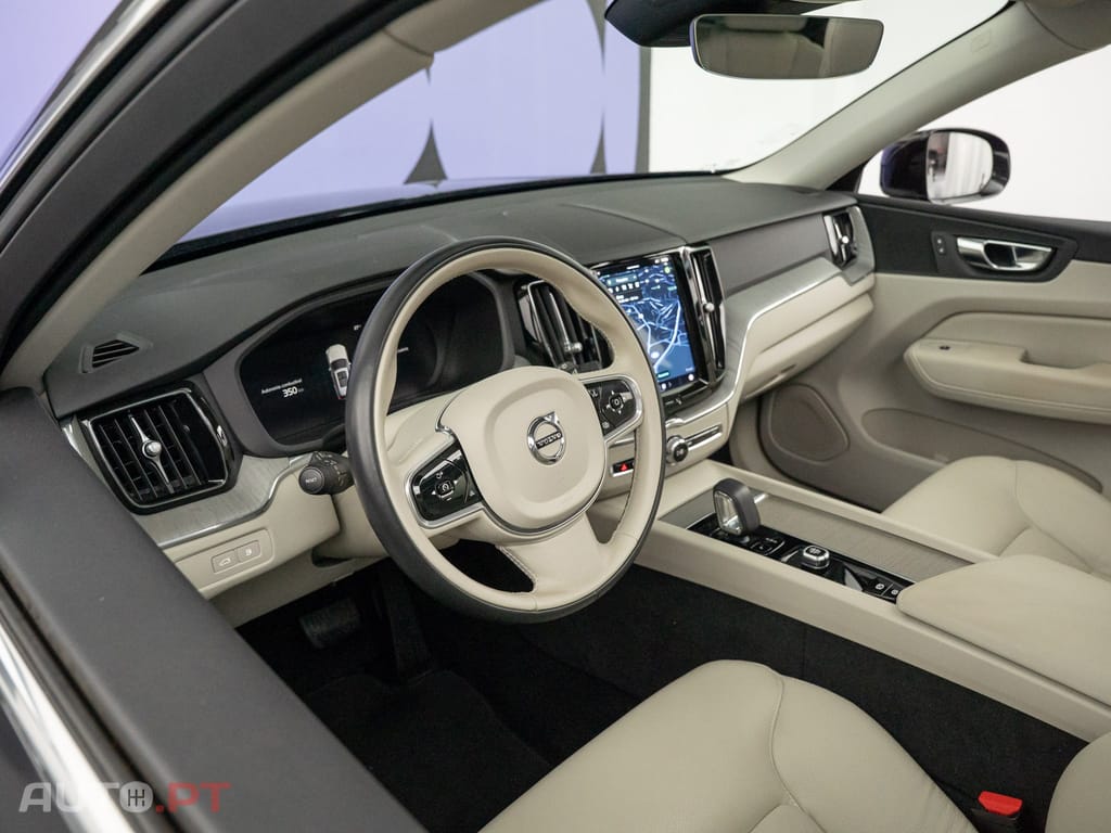 Volvo XC60 2.0 T6 PHEV Inscription Expression AWD