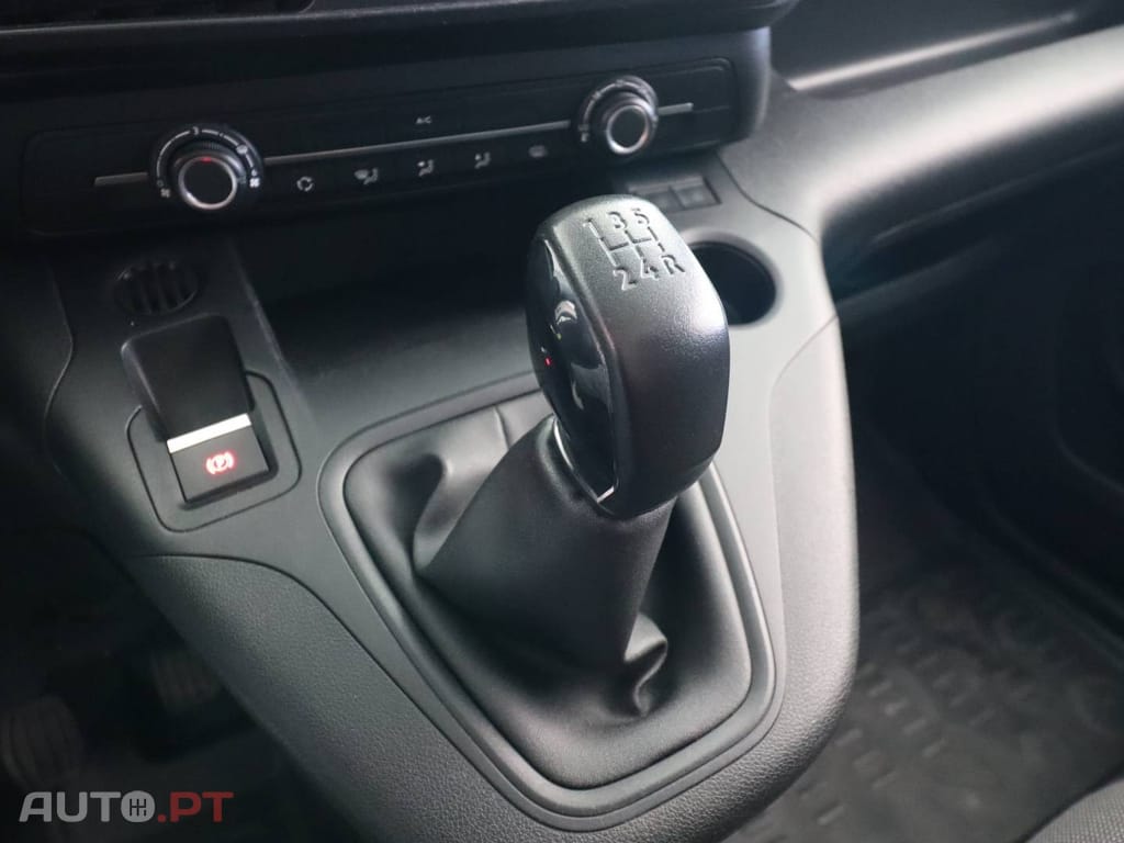Peugeot Partner 1.5 BlueHDi Asphalt Standard
