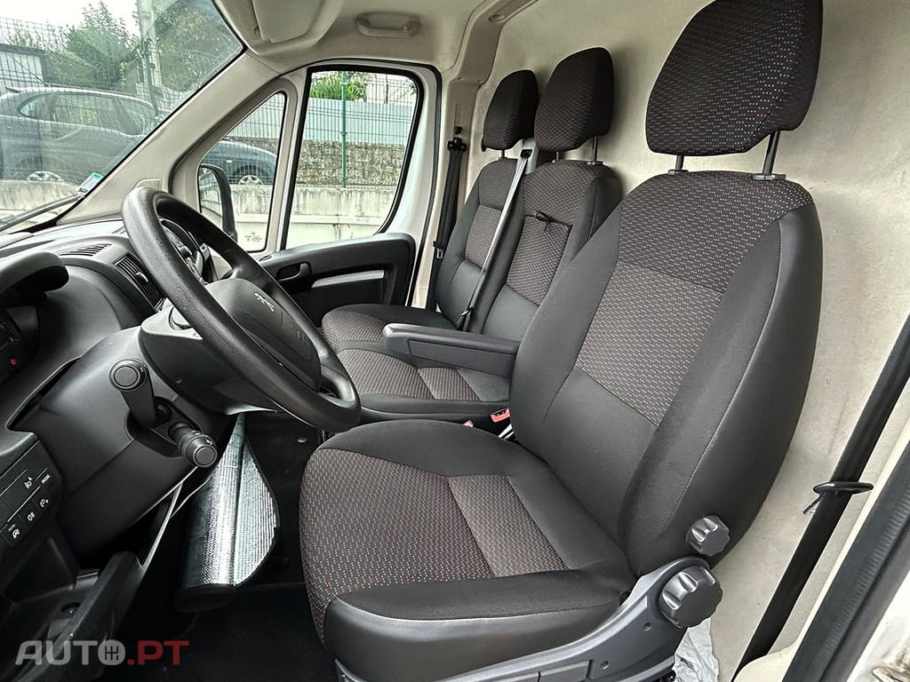 Peugeot Boxer 2.2 BlueHDi 333 L2 CD