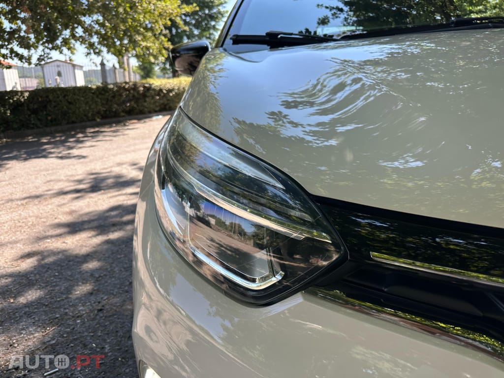 Renault Captur 1.5 dCi Initiale Paris