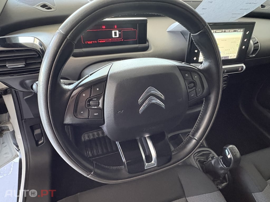 Citroen C4 Cactus 1.6 BlueHDi Shine