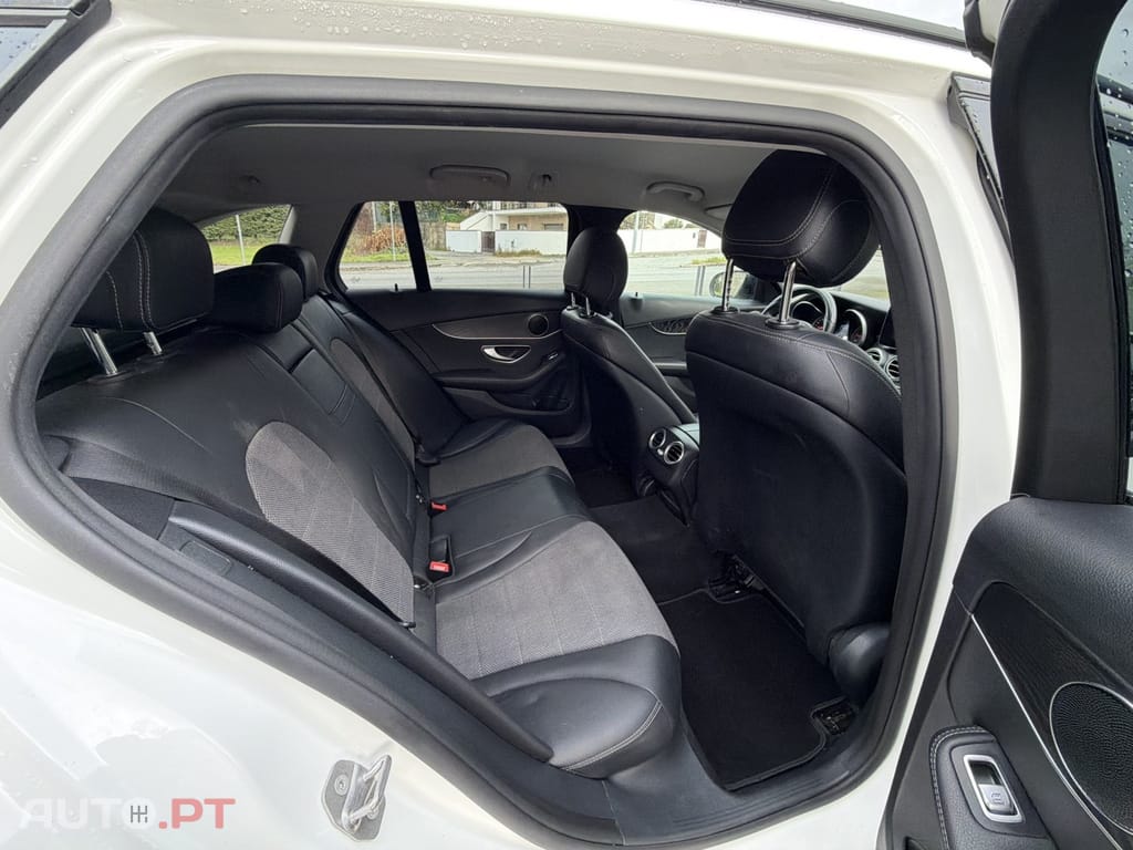 Mercedes-Benz C 220 d 4Matic Station 9G-TRONIC AMG Line