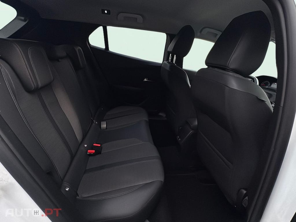 Peugeot 2008 1.2 PureTech Allure