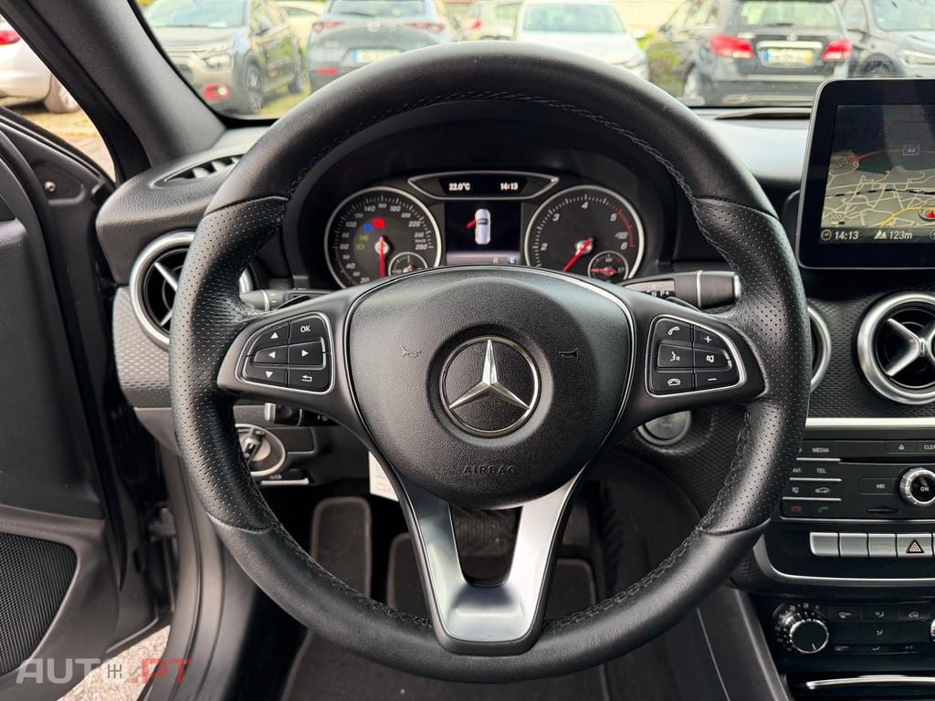 Mercedes-Benz A 180 d AMG Line Aut.