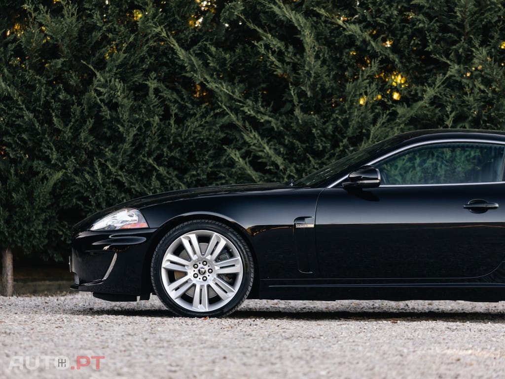 Jaguar XK XKR 5.0 V8
