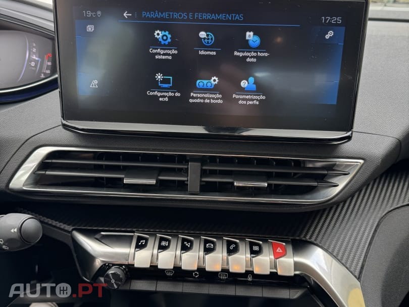 Peugeot 3008 1.2 PureTech Allure EAT8