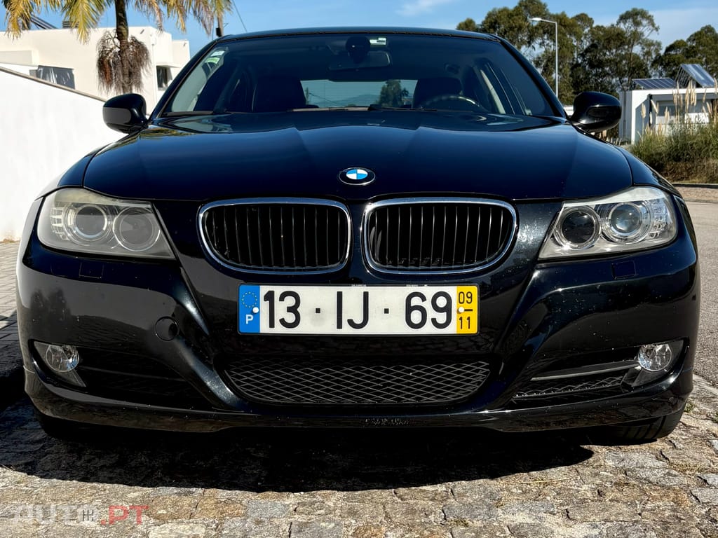 BMW 320 E90 LCI