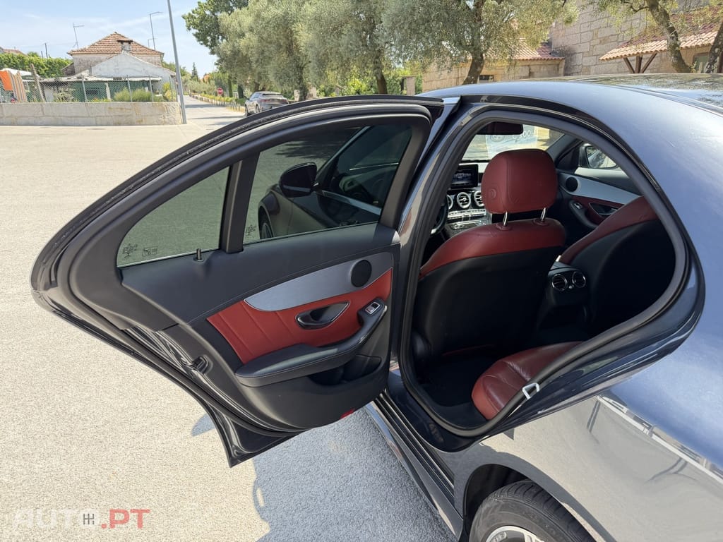 Mercedes-Benz C 300 BlueTEC Hybrid AMG Line