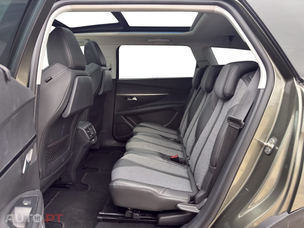 Peugeot 5008 1.2 PureTech Allure EAT6