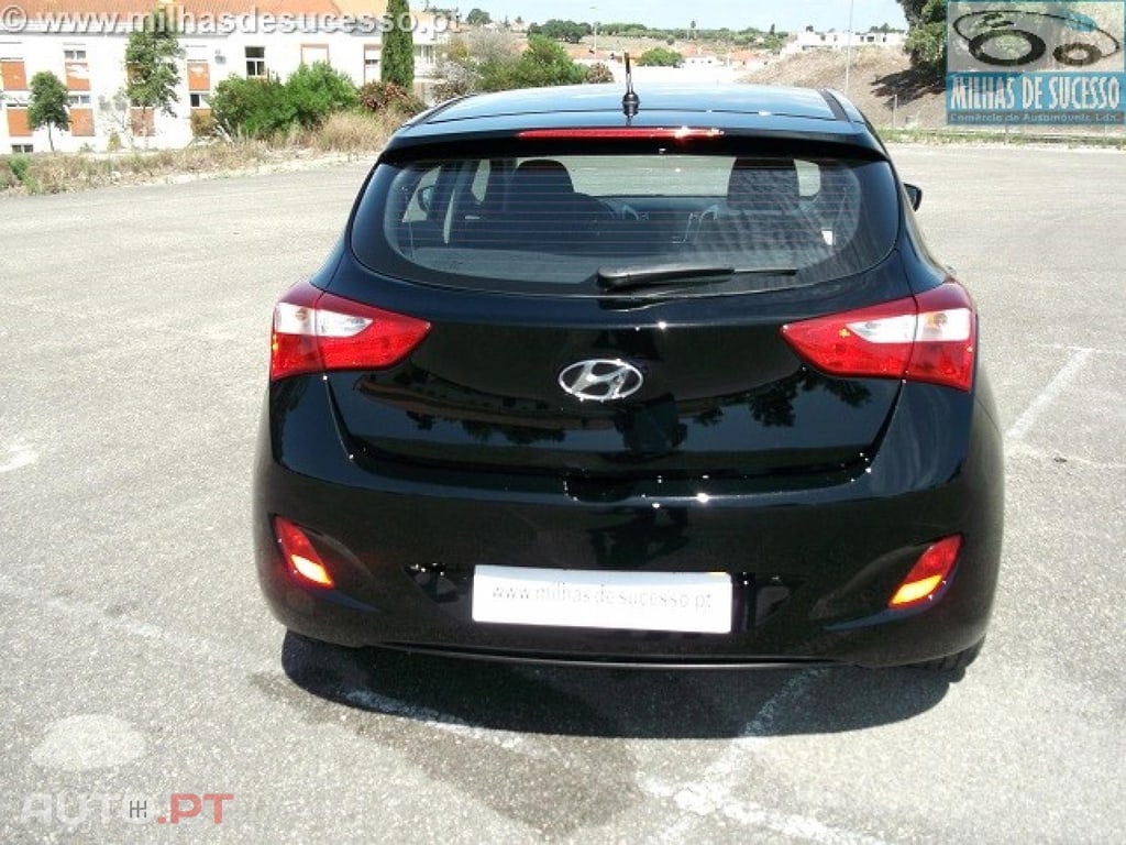 Hyundai i30 1.4 CRDI Blue Active  90 CV