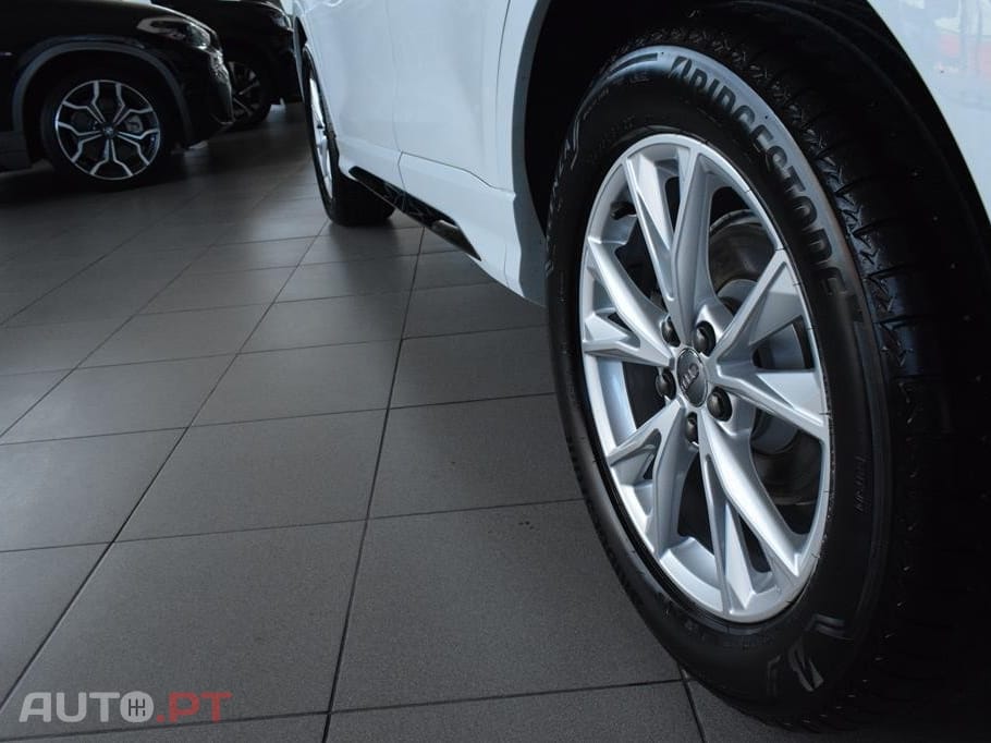 Audi Q3 35 TDI S line S tronic