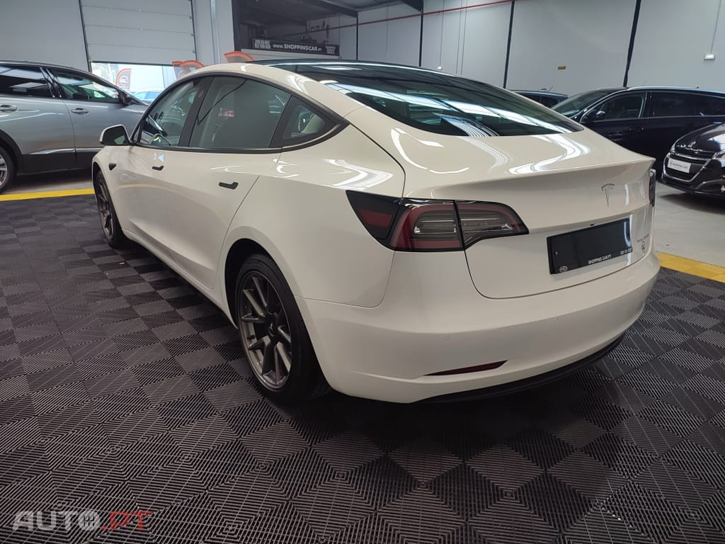 Tesla Model 3 ND