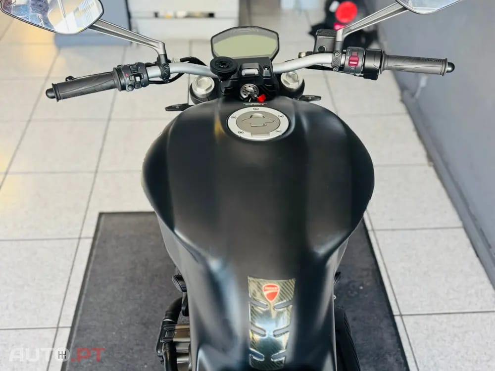 Ducati Monster 821